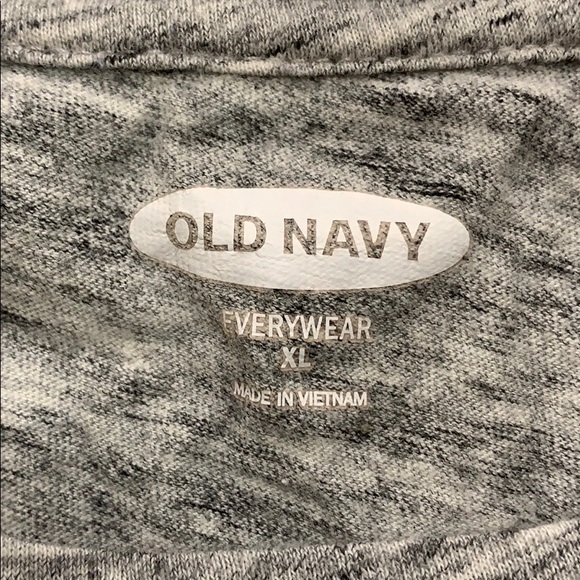 🌸Old Navy short sleeve shirt - Picture 2 of 2